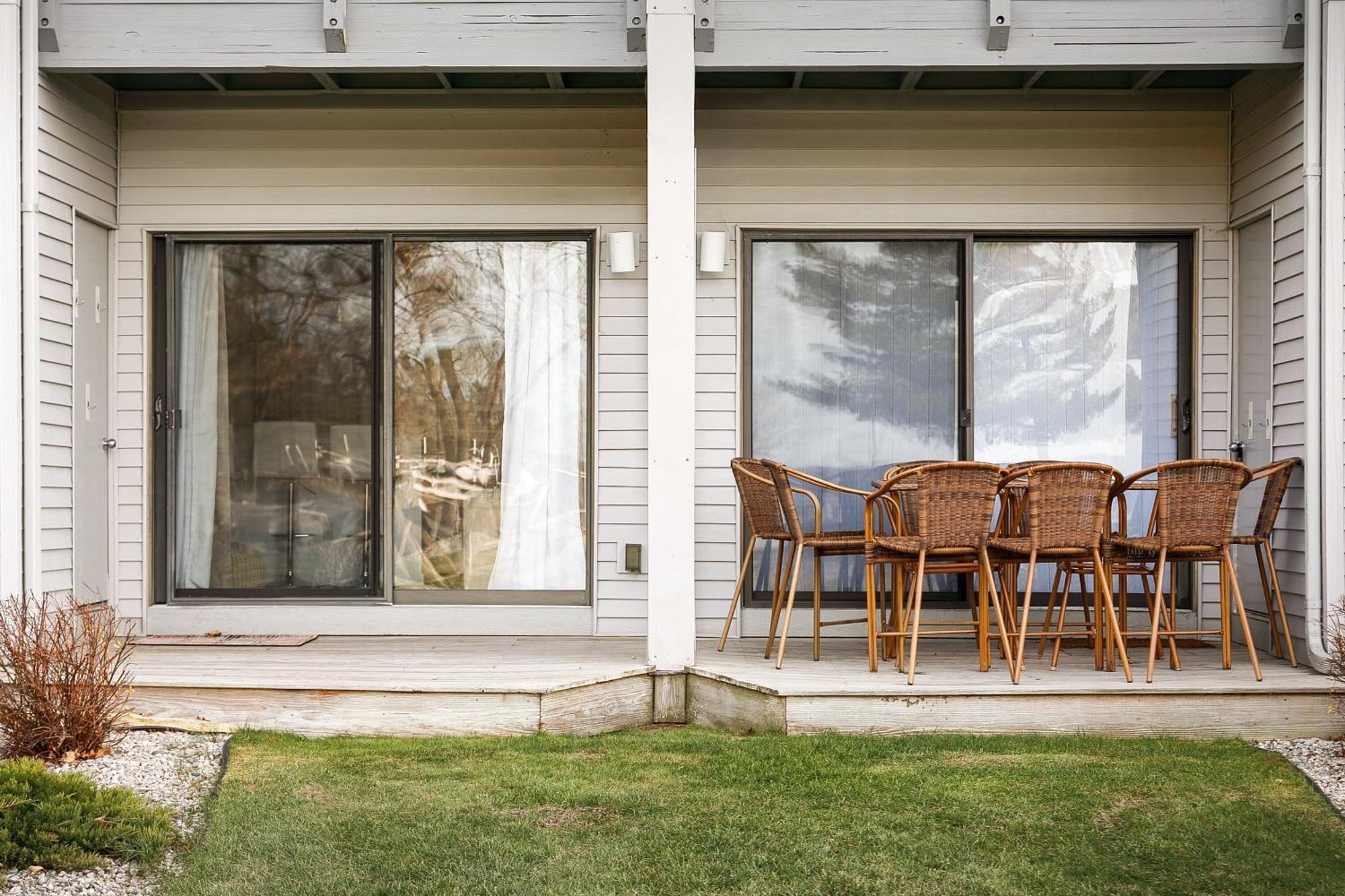 Gorgeous 2 Bedroom Lake View Condo Traverse City Buitenkant foto